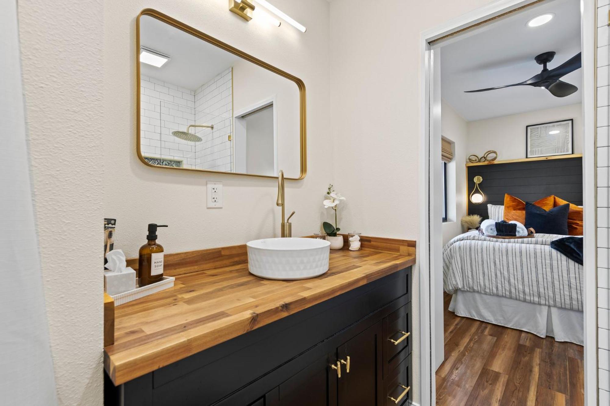 Glamtainer Apartment นาวาร์ ภายนอก รูปภาพ